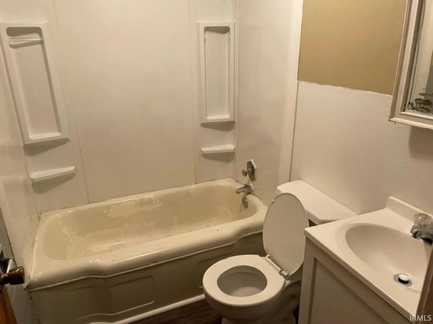 4816 Monroe Street Fort Wayne, IN 46806 - Photo 7 of 11
