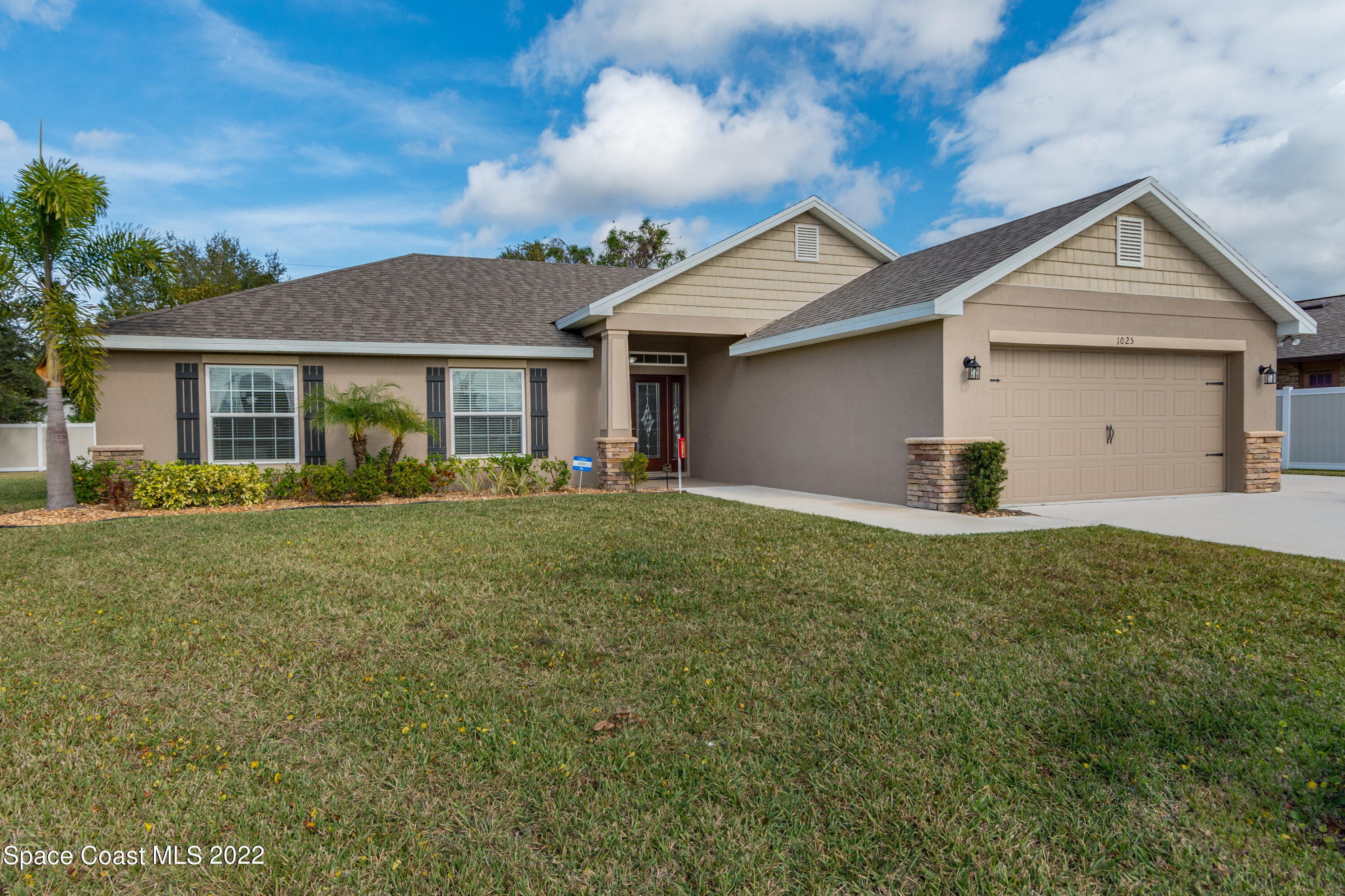 242 High Road Northwest Palm Bay, FL 32907 - Photo 2 of 19 Front Entrance
