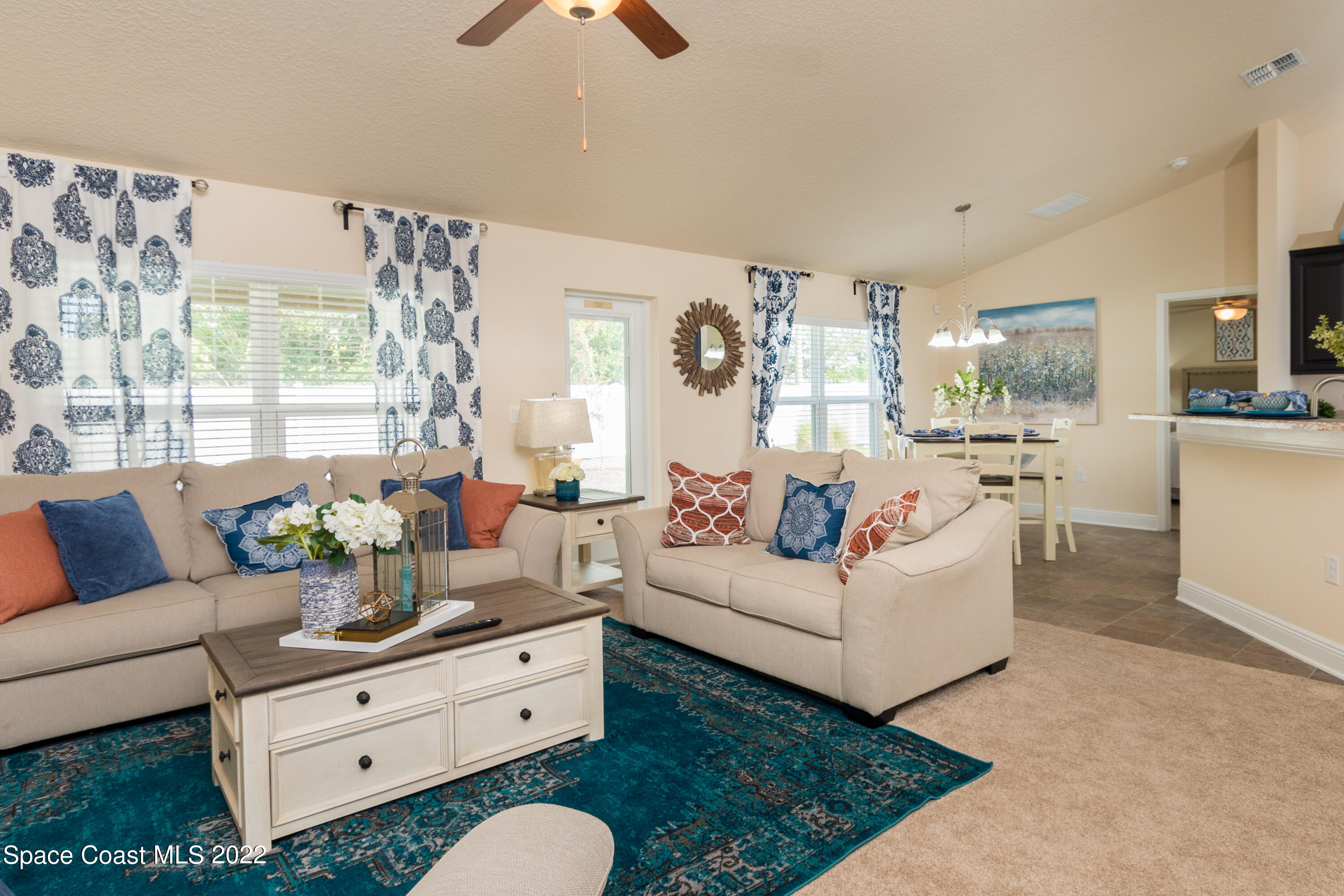 242 High Road Northwest Palm Bay, FL 32907 - Photo 9 of 19 Family Room