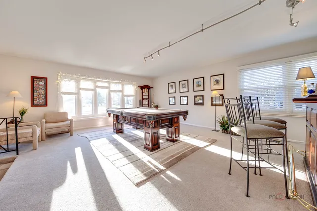 $504,000 | 1810 East Waverly Drive, Arlington Heights, IL 60004