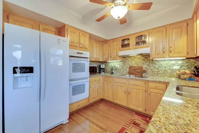 $504,000 | 1810 East Waverly Drive, Arlington Heights, IL 60004