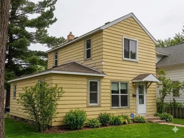 $204,900 | 325 Washington Avenue, Stevens Point, WI 54481
