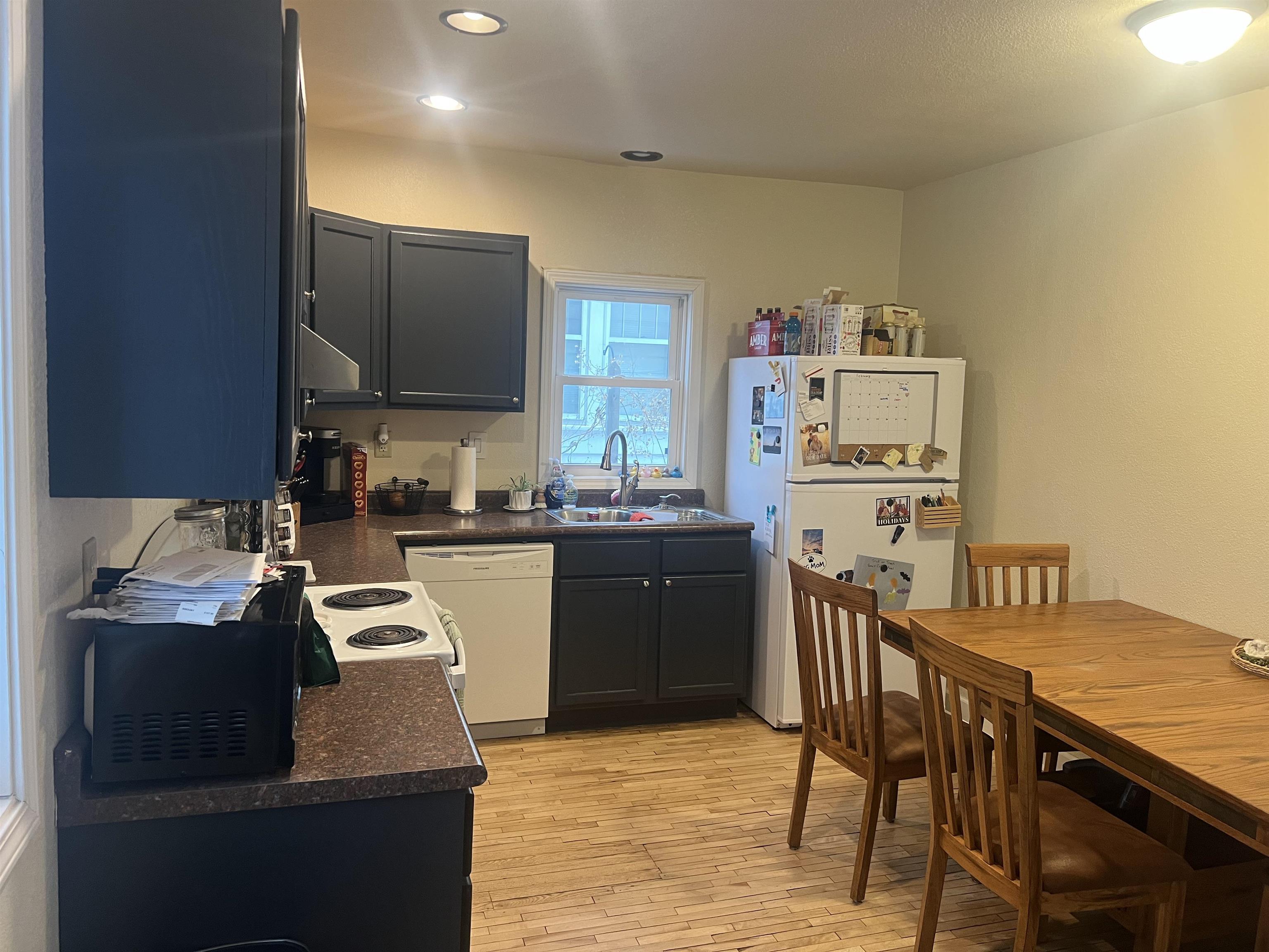 325 Washington Avenue Stevens Point, WI 54481 - Photo 4 of 17