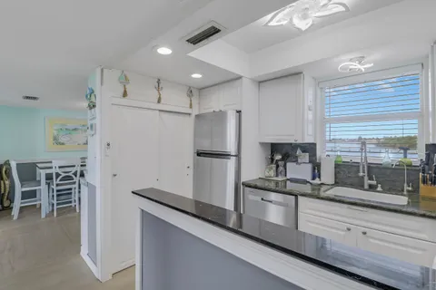 $299,000 | 1820 New Palm Way, Unit 202, Boynton Beach, FL 33435