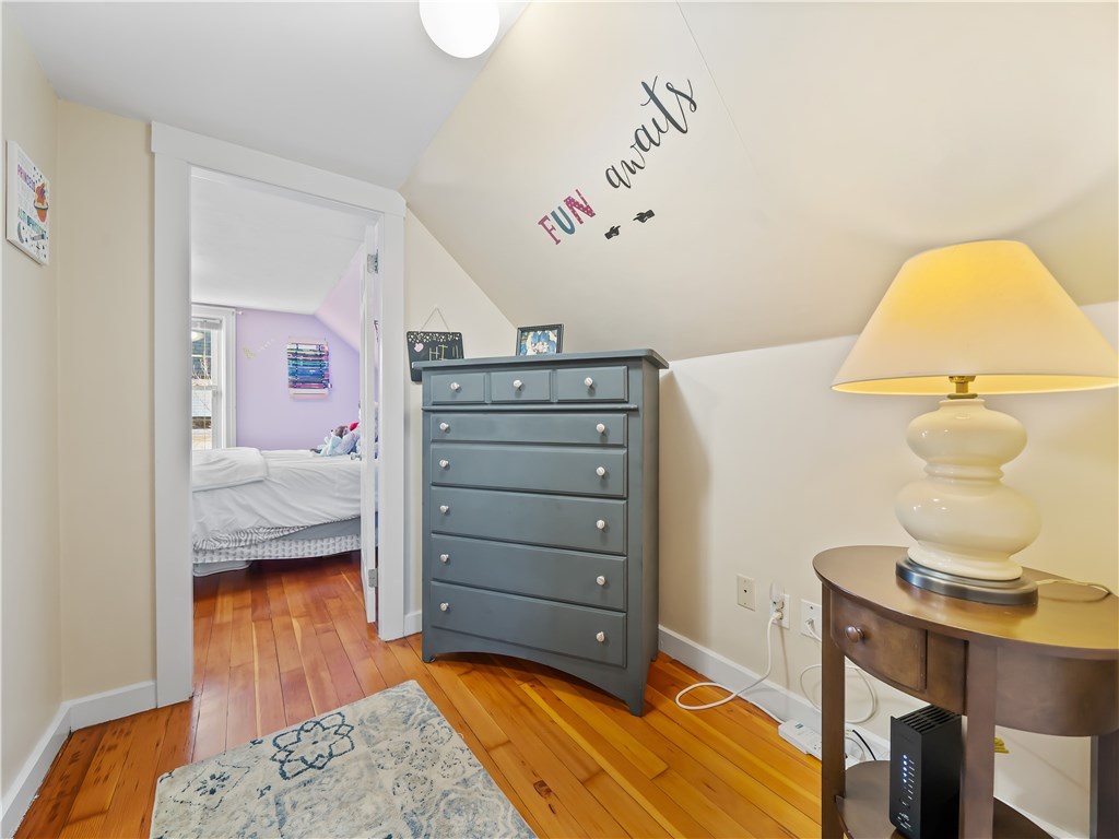 929 Main Street Warren, RI 02885 - Photo 11 of 27 Gallery Image 11