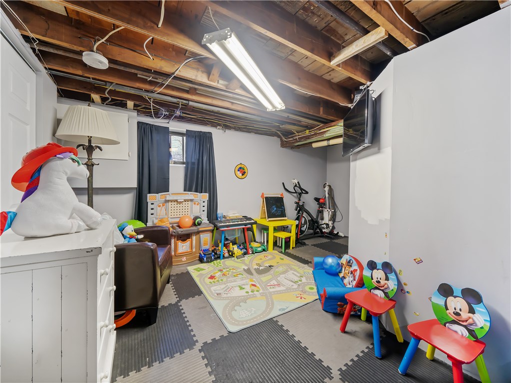 929 Main Street Warren, RI 02885 - Photo 15 of 27 Gallery Image 15