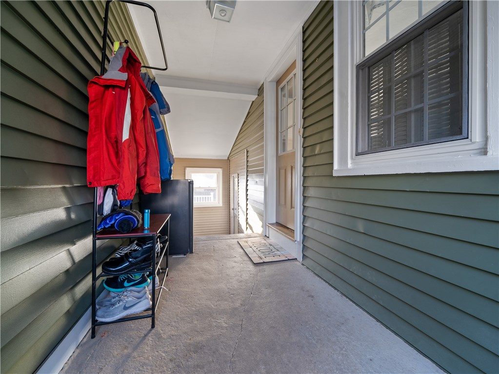929 Main Street Warren, RI 02885 - Photo 18 of 27 Gallery Image 18