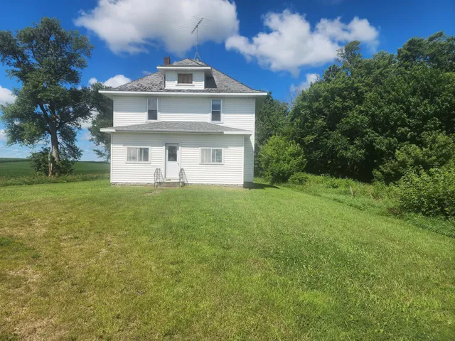 $119,900 | 66751 Highway 19, Gibbon, MN 55335