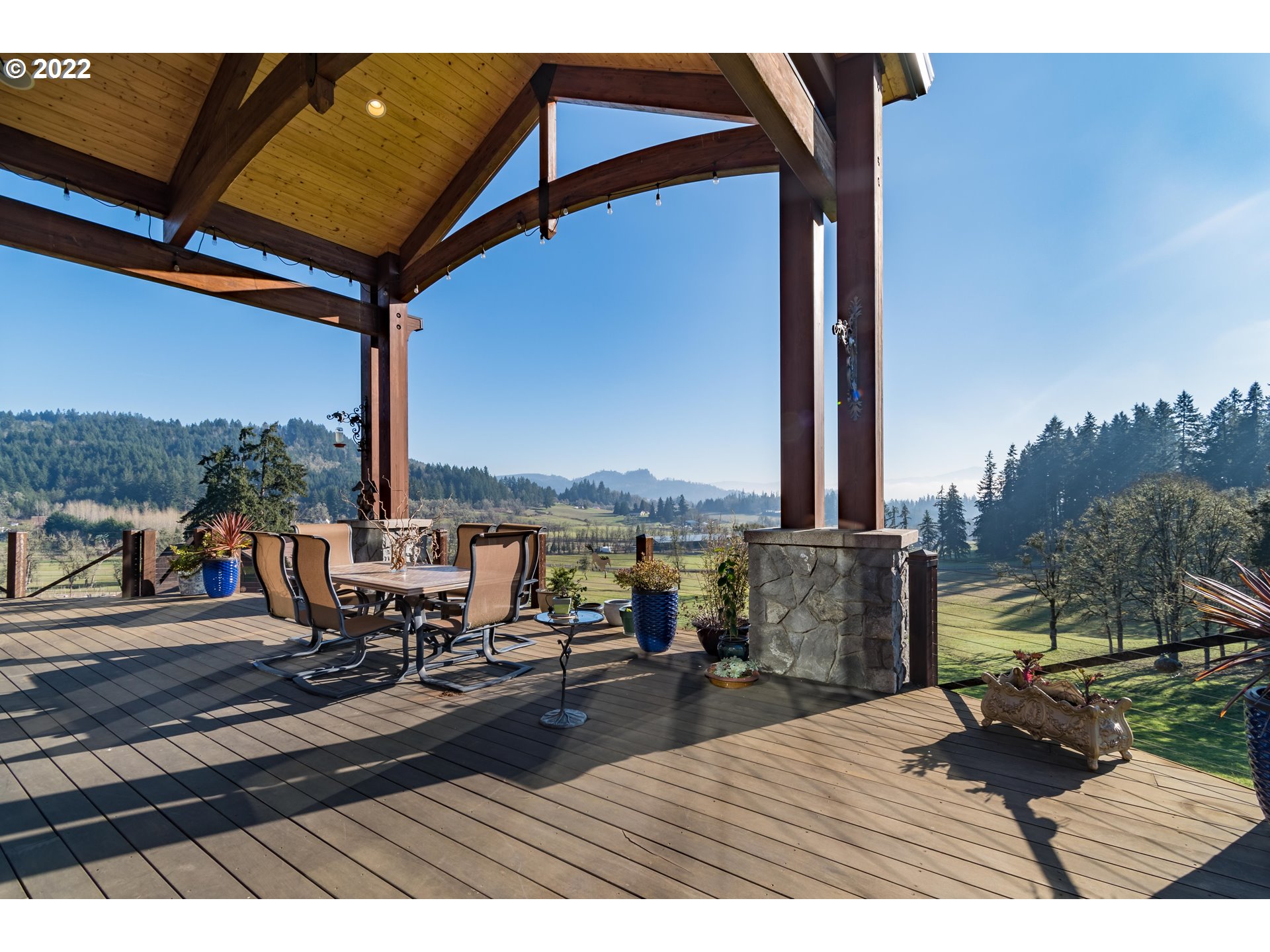 36995 Wallace Creek Road Springfield, OR 97478 - Photo 11 of 32 Deck