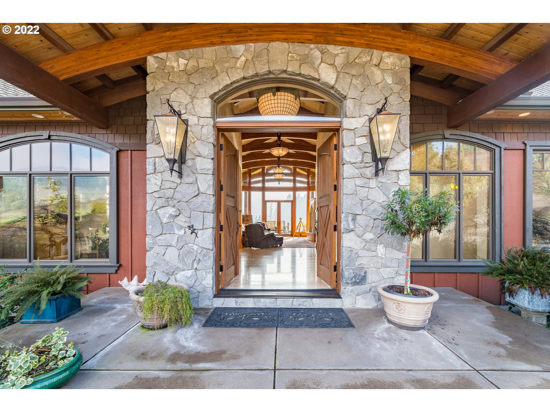 36995 Wallace Creek Road Springfield, OR 97478 - Photo 3 of 32 Entrance/Foyer