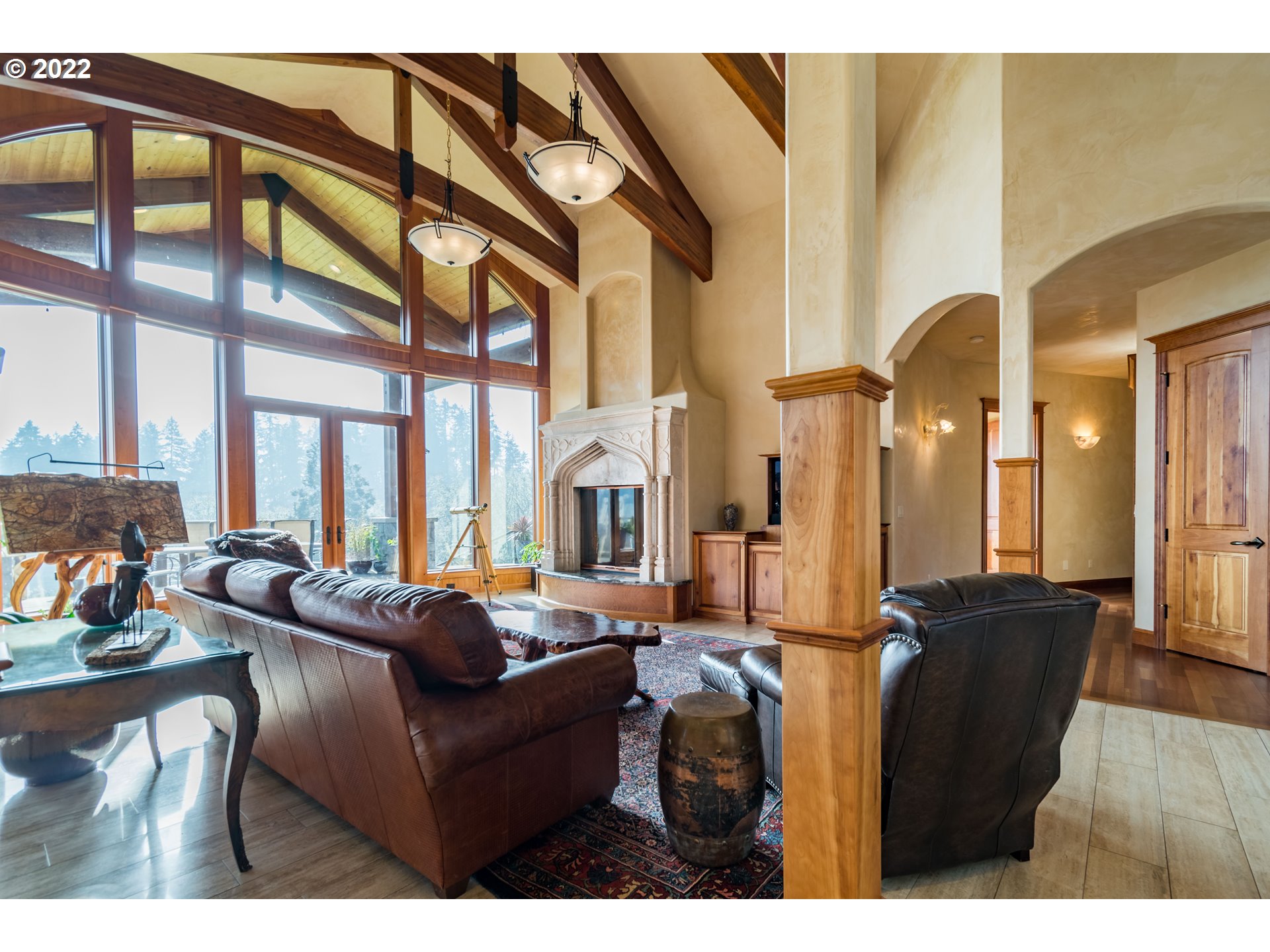 36995 Wallace Creek Road Springfield, OR 97478 - Photo 5 of 32 Living Room