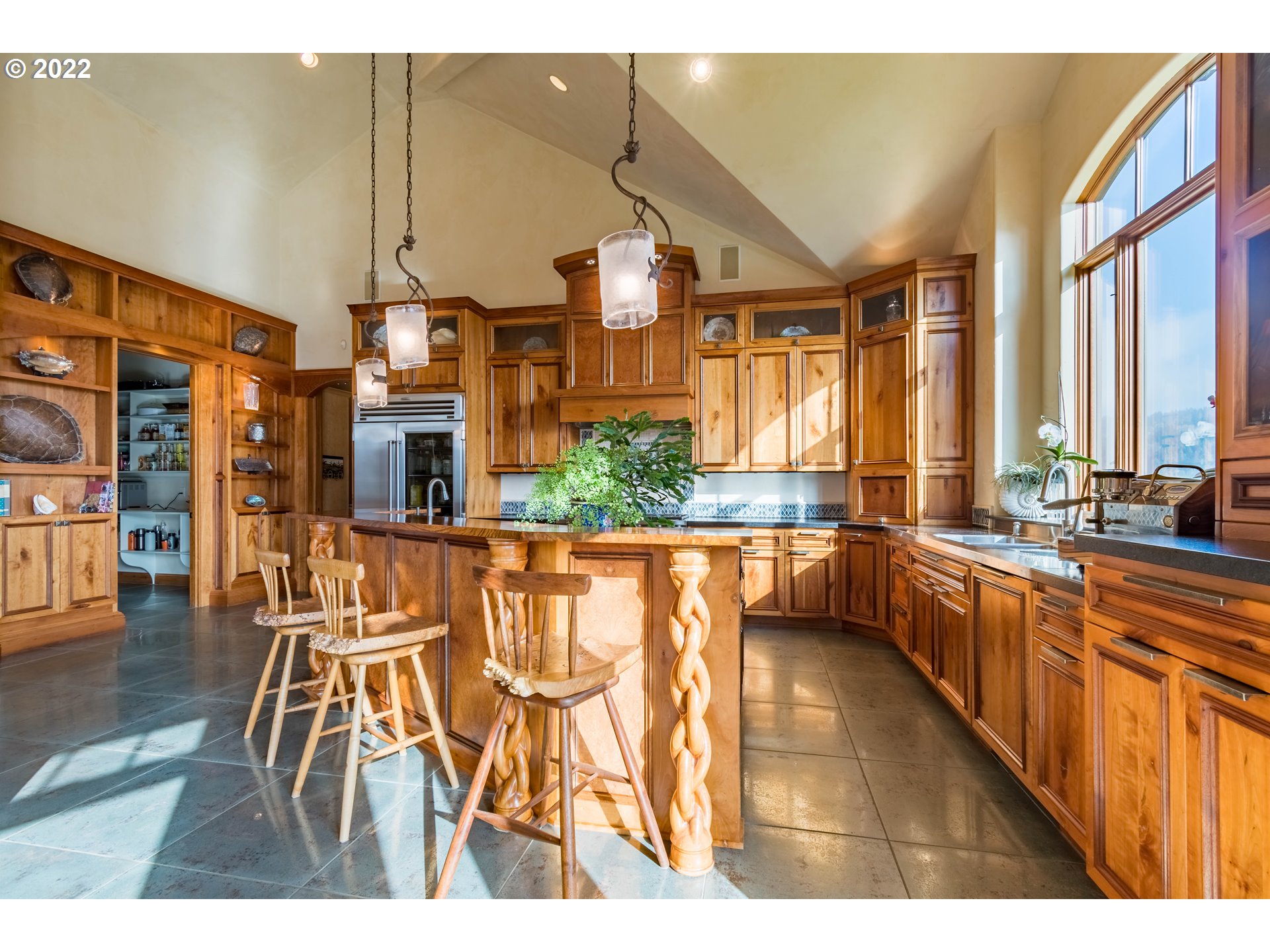 36995 Wallace Creek Road Springfield, OR 97478 - Photo 8 of 32 Kitchen