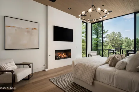 $7,295,000 | 2911 South Solitaires Canyon Drive, Flagstaff, AZ 86005