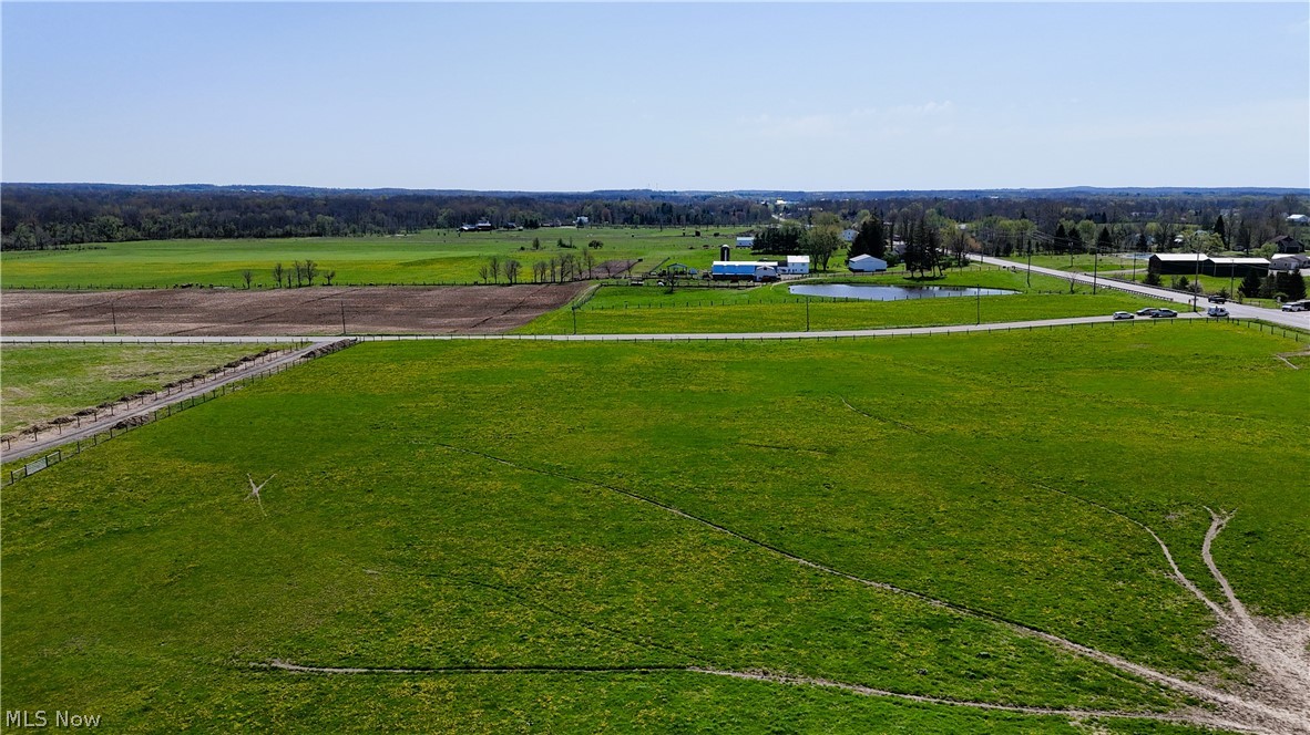 South Windsor Road Middlefield, OH 44062 - Photo 2 of 10