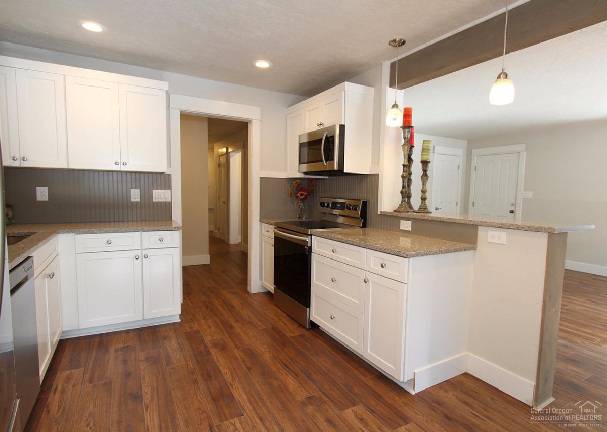 60071 Cinder Butte Road Bend, OR 97702 - Photo 7 of 25 Additional Photo
