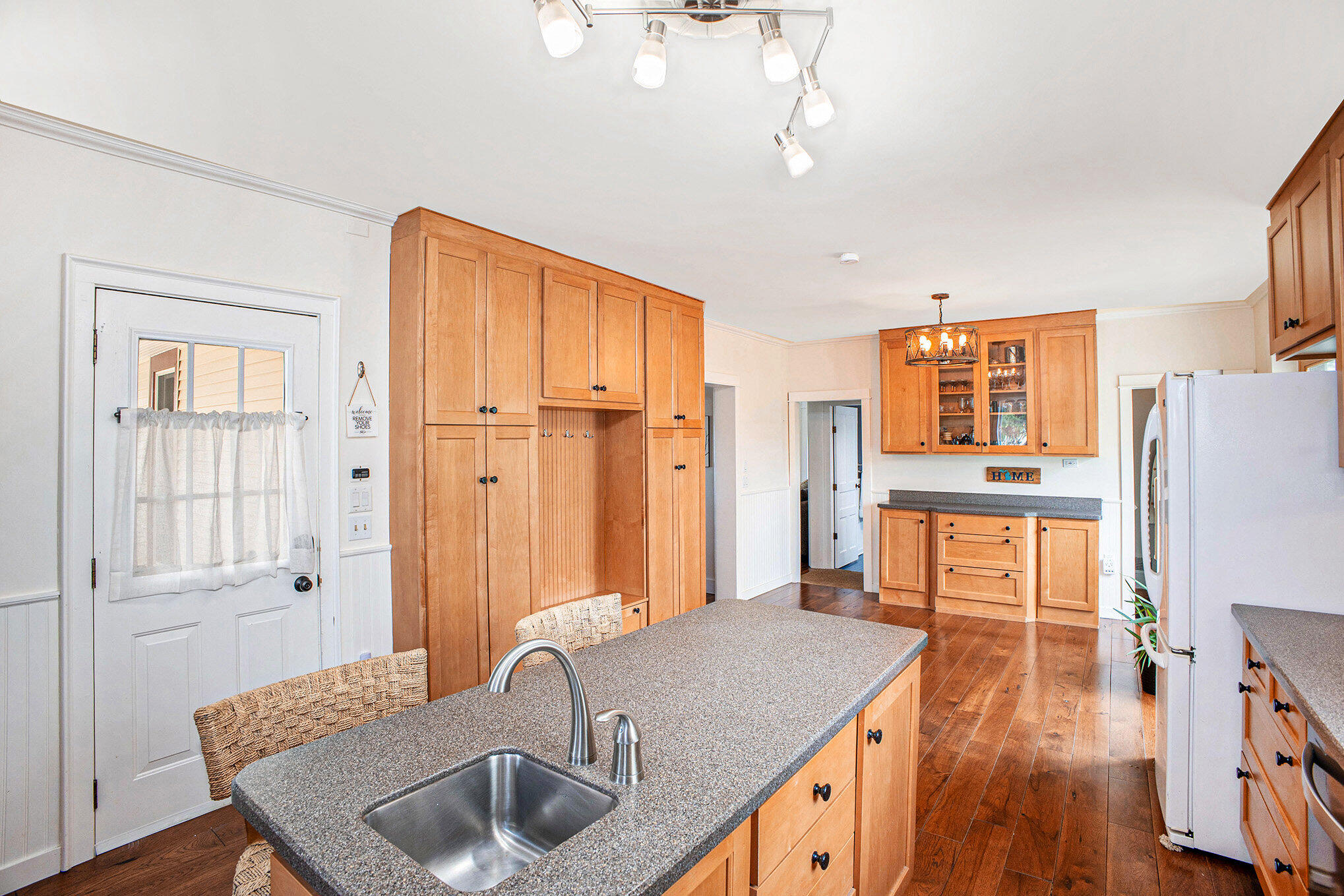 20437 Sager Road Chelsea, MI 48118 - Photo 6 of 40 008_img_3174_147