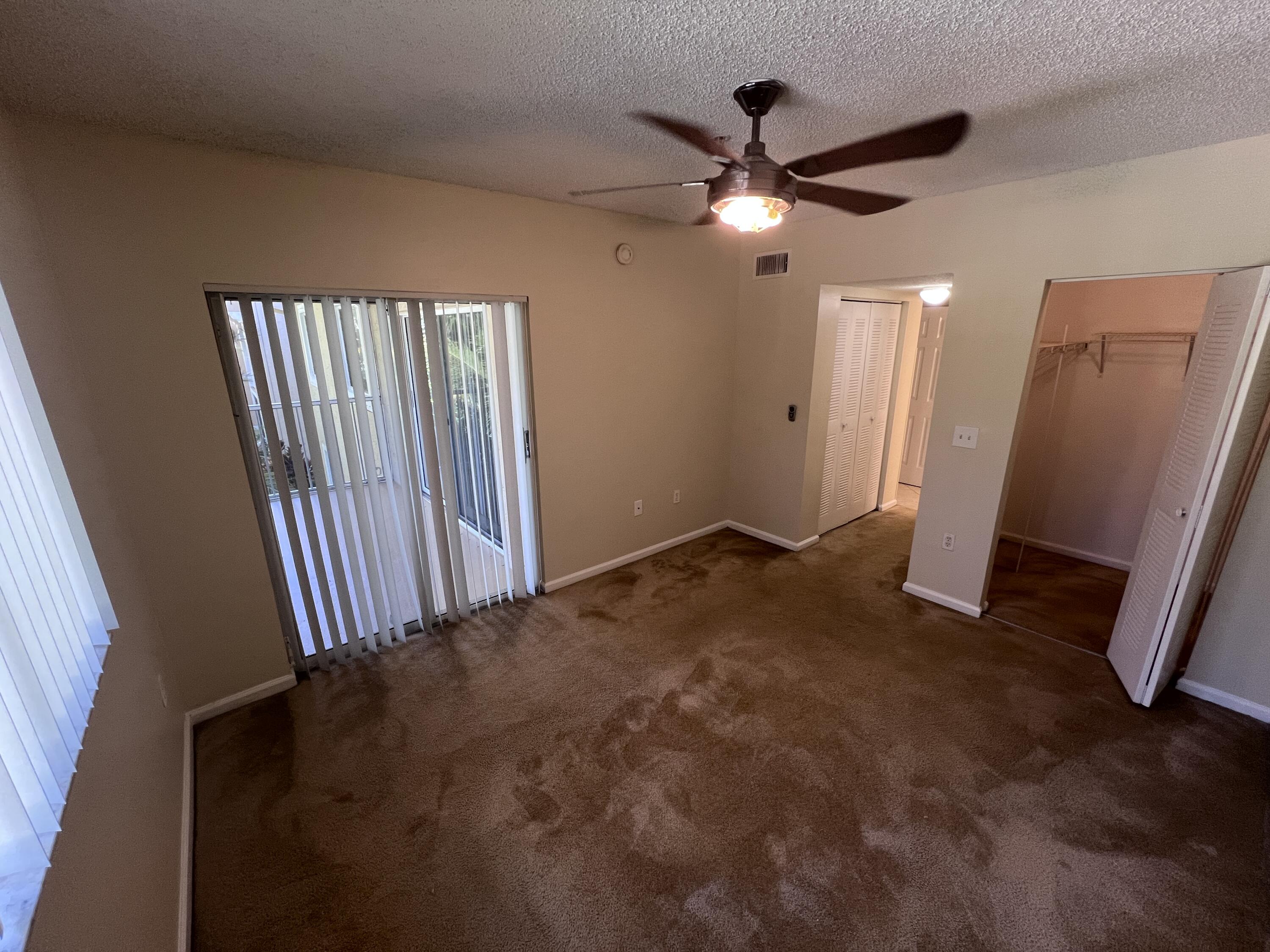 284 Village Boulevard, Unit 9202 Tequesta, FL 33469 - Photo 9 of 16 en view interior of the house
