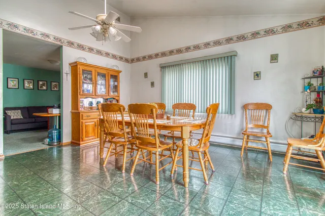 $974,900 | 382 Manhattan Street | Tottenville