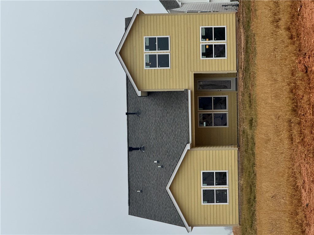 722 Beautyberry Way Seneca, SC 29678 - Photo 3 of 12 Before paint