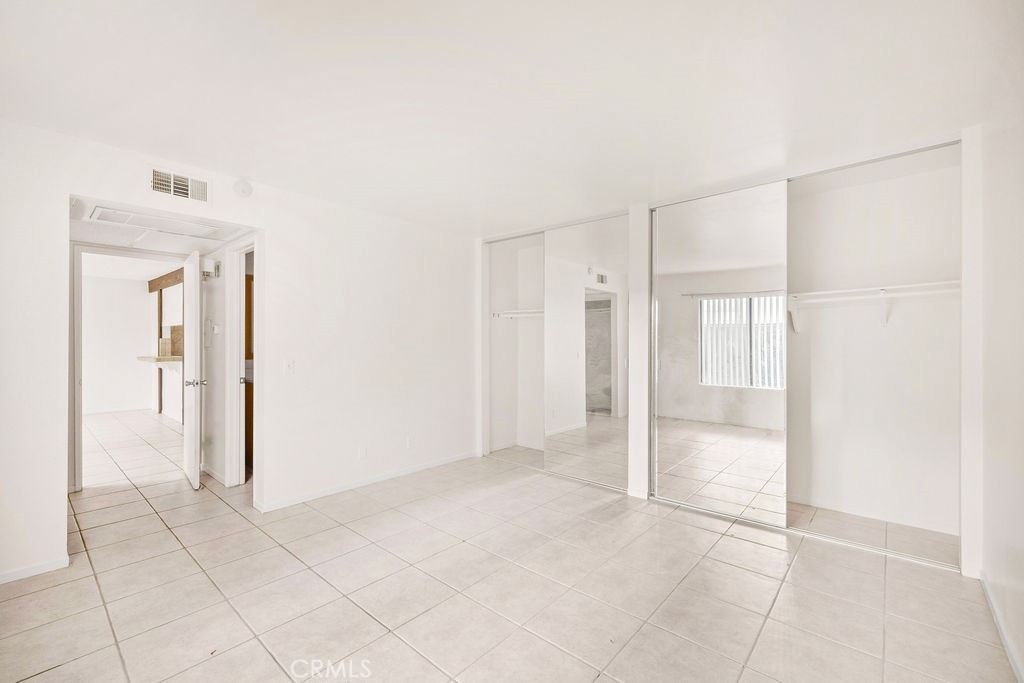 1735 East Washington Street, Unit F14 Colton, CA 92324 - Photo 15 of 26 a view of an empty room