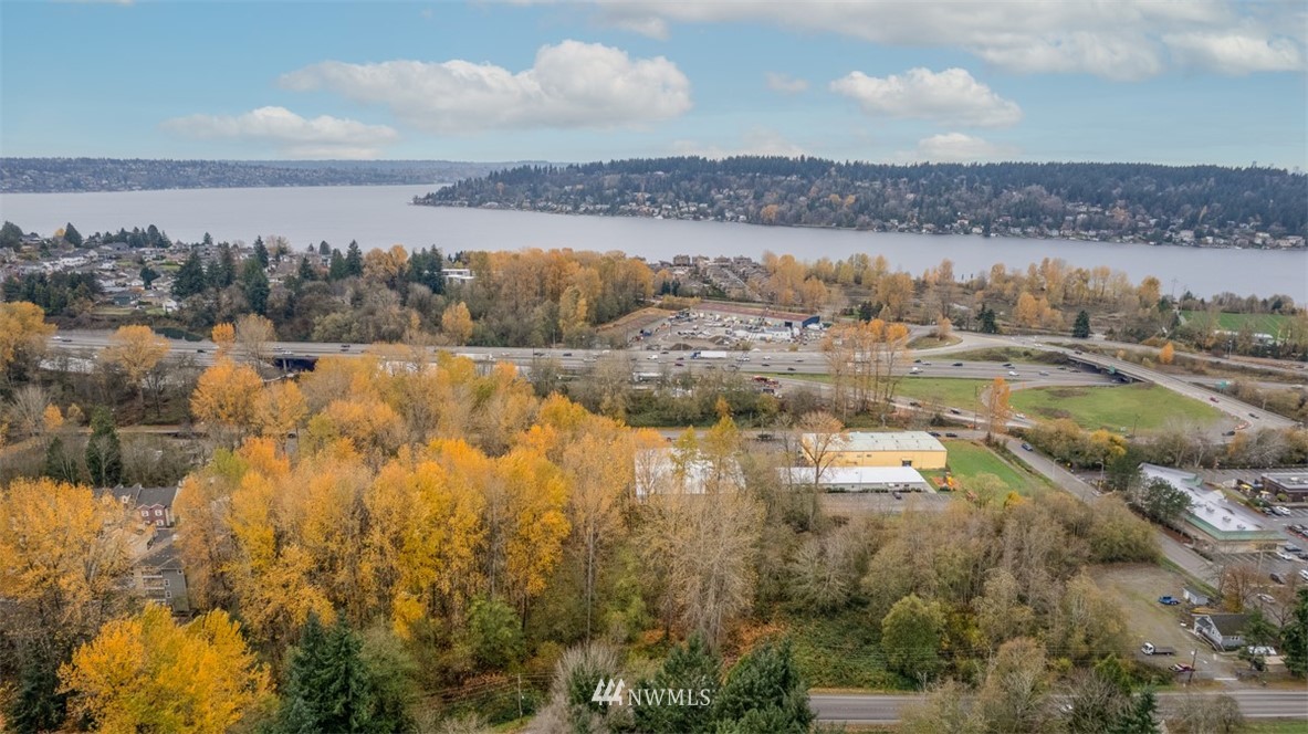 4196 Lincoln Court Northeast Renton, WA 98056 - Photo 1 of 13 a view of lake