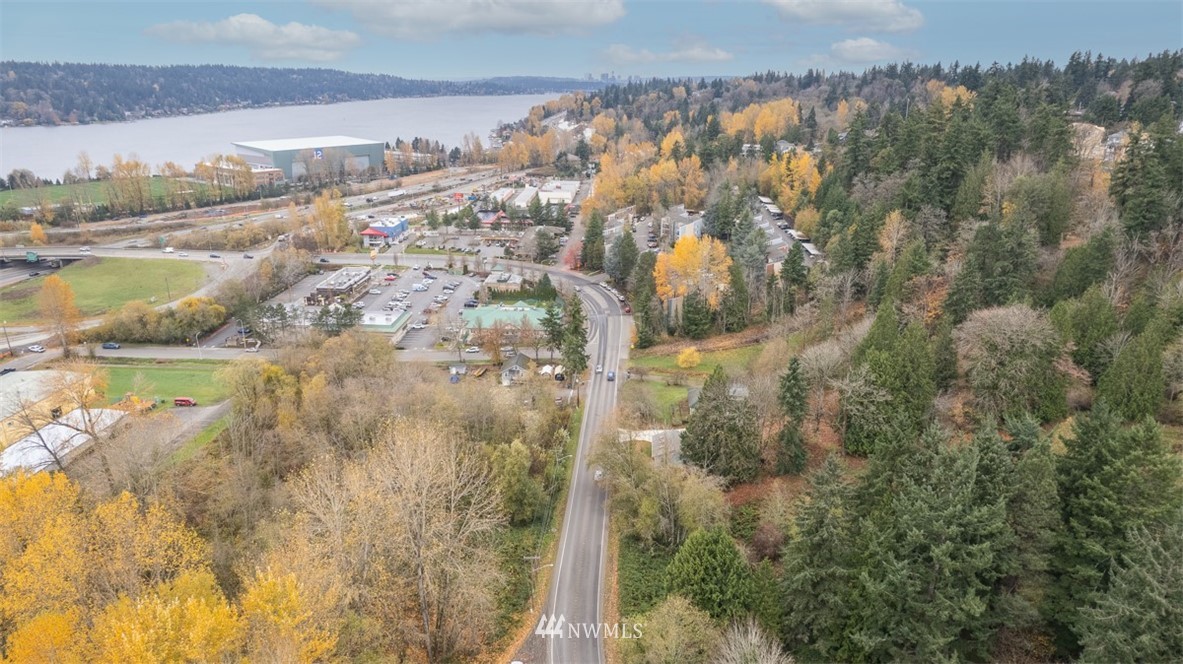 4196 Lincoln Court Northeast Renton, WA 98056 - Photo 4 of 13 a view of residential houses with outdoor space