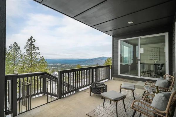 $650,000 | 10837 North Paiute Drive, Spokane, WA 99208