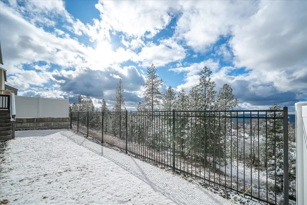$650,000 | 10837 North Paiute Drive, Spokane, WA 99208