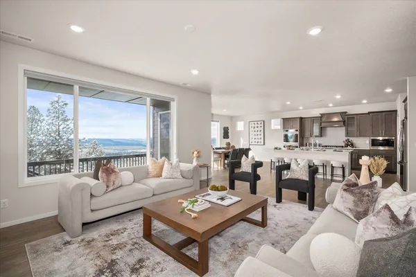 $650,000 | 10837 North Paiute Drive, Spokane, WA 99208