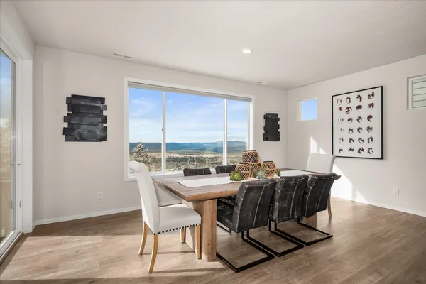 $650,000 | 10837 North Paiute Drive, Spokane, WA 99208
