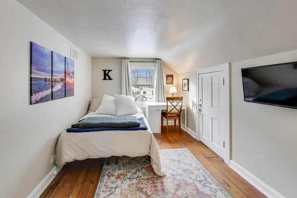 $995,000 | 1800 Telegraph Road, Bannockburn, IL 60015