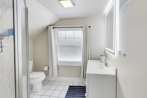 $995,000 | 1800 Telegraph Road, Bannockburn, IL 60015