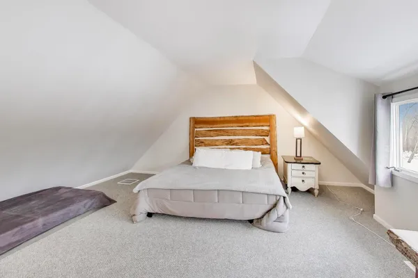 $995,000 | 1800 Telegraph Road, Bannockburn, IL 60015