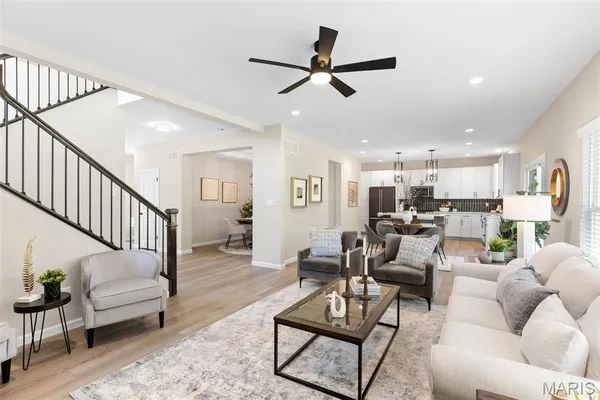 $330,900 | 2 Ashford At Riverstone, Florissant, MO 63031