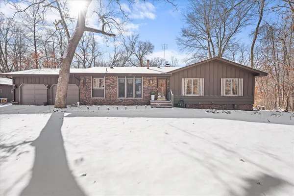 $569,000 | 9923 219th Street North, Forest Lake, MN 55025