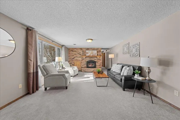 $569,000 | 9923 219th Street North, Forest Lake, MN 55025