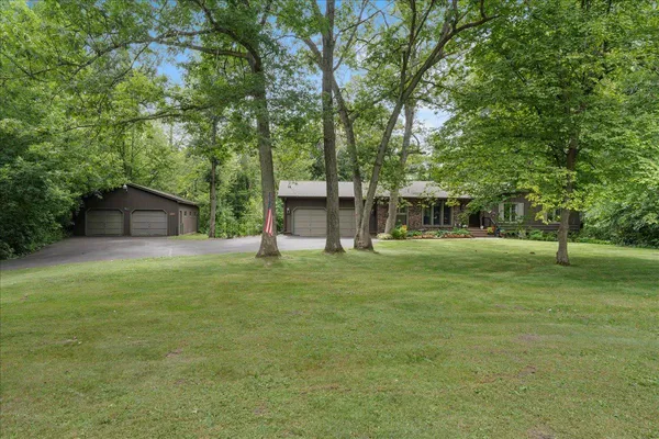 $569,000 | 9923 219th Street North, Forest Lake, MN 55025