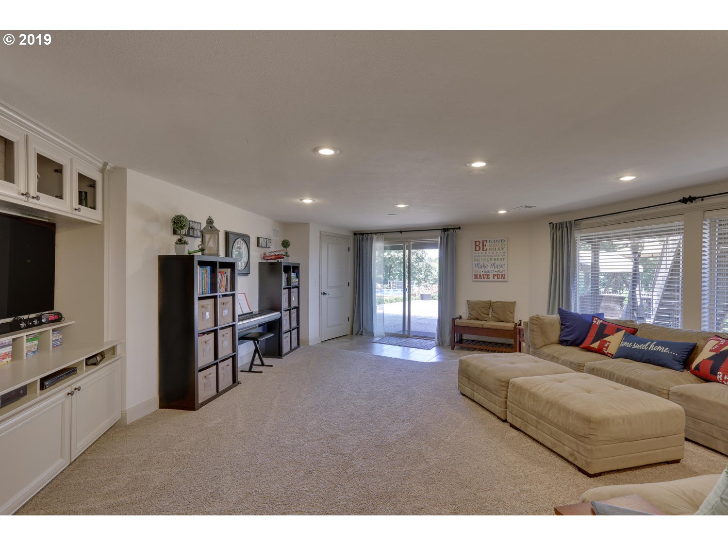 775 Southwest Schaeffer Road West Linn, OR 97068 - Photo 14 of 32 Gallery Image 14
