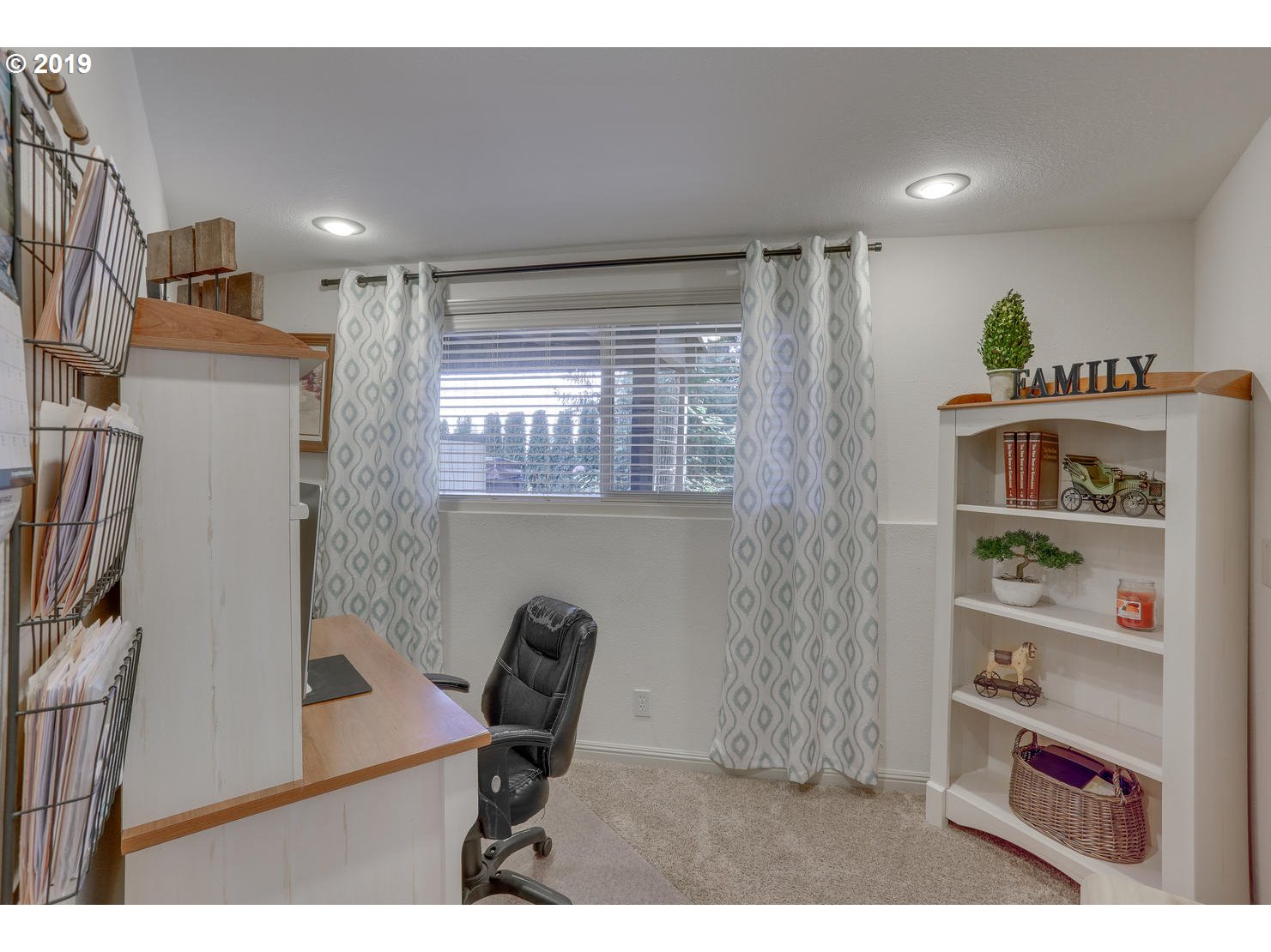 775 Southwest Schaeffer Road West Linn, OR 97068 - Photo 16 of 32 Gallery Image 16