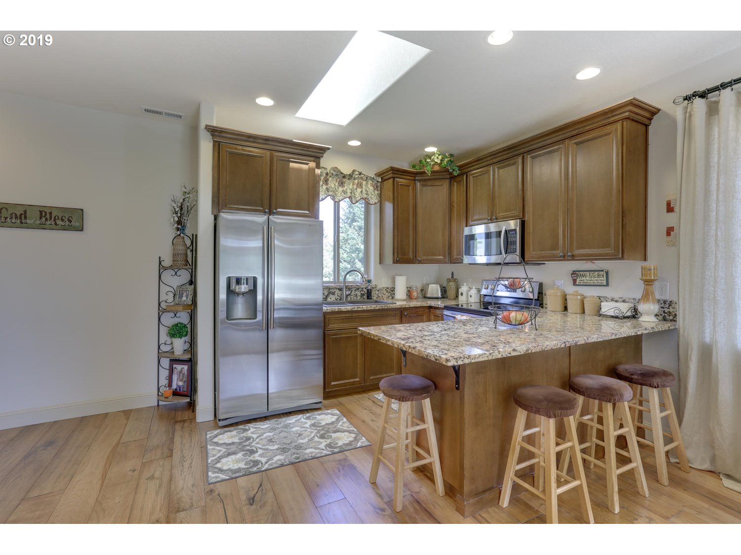 775 Southwest Schaeffer Road West Linn, OR 97068 - Photo 19 of 32 Gallery Image 19