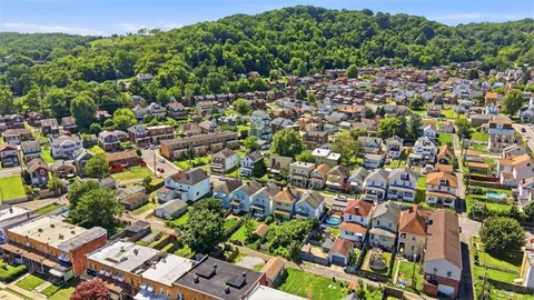 $89,900 | 1133 9th Street, McKees Rocks, PA 15136