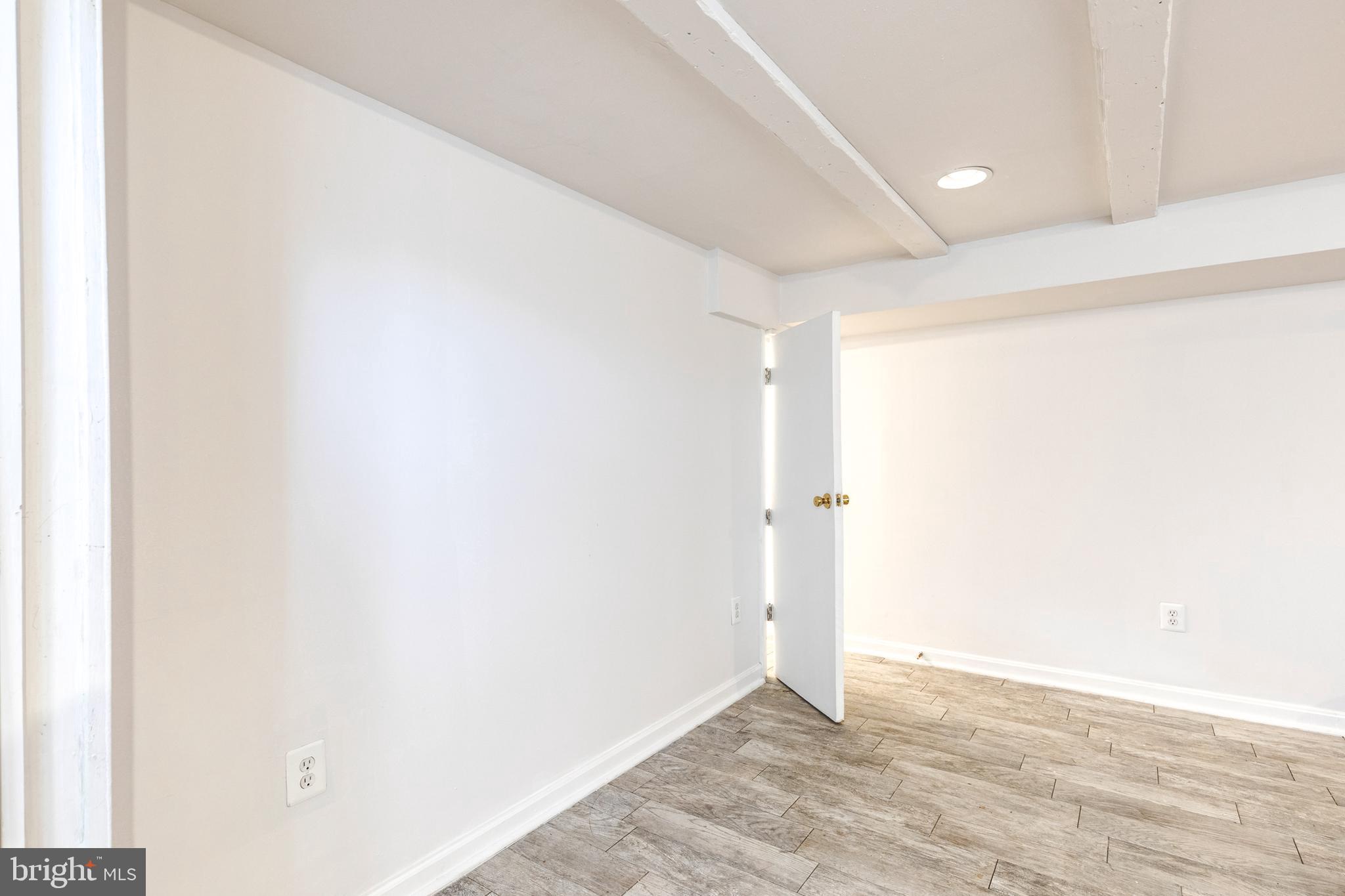 958 Middleborough Road Essex, MD 21221 - Photo 20 of 23