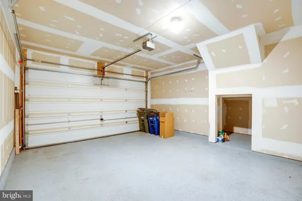 $3,650 | 4527 English Holly Drive, Fairfax, VA 22030
