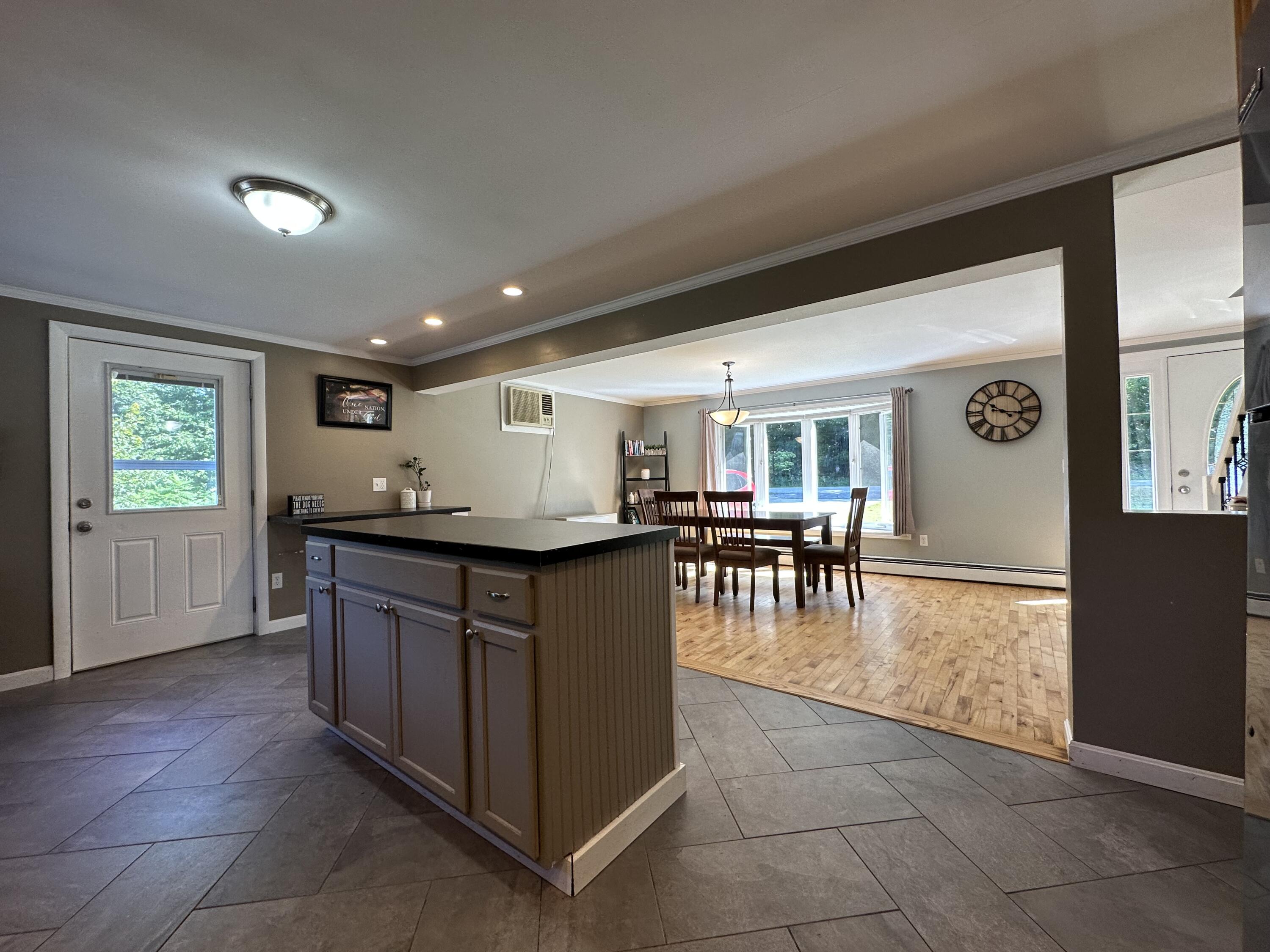 320 Garfield Road Minot, ME 04258 - Photo 6 of 44 Kitchen