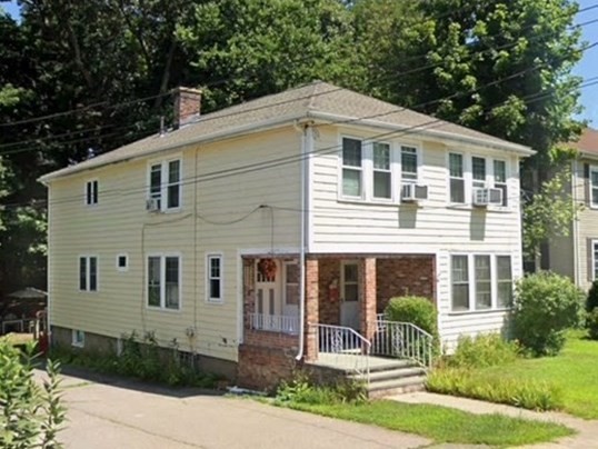 105-107 Warwick Road Newton, MA 02465 - Photo 1 of 25 Gallery Image 1