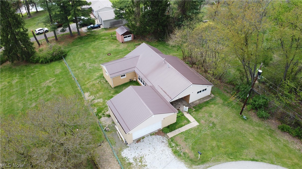 146 Brown Road Follansbee, WV 26037 - Photo 4 of 25