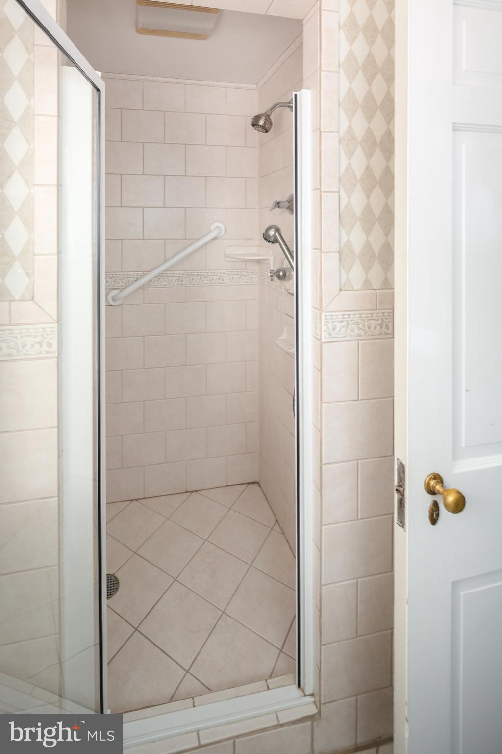 930 Remington Road Wynnewood, PA 19096 - Photo 17 of 31 Main Bathroom.