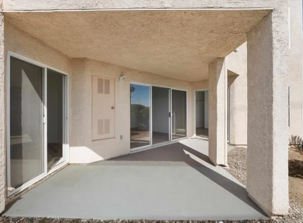 $3,700 | 7087 Camino Degrazia, Unit 141, San Diego, CA 92111