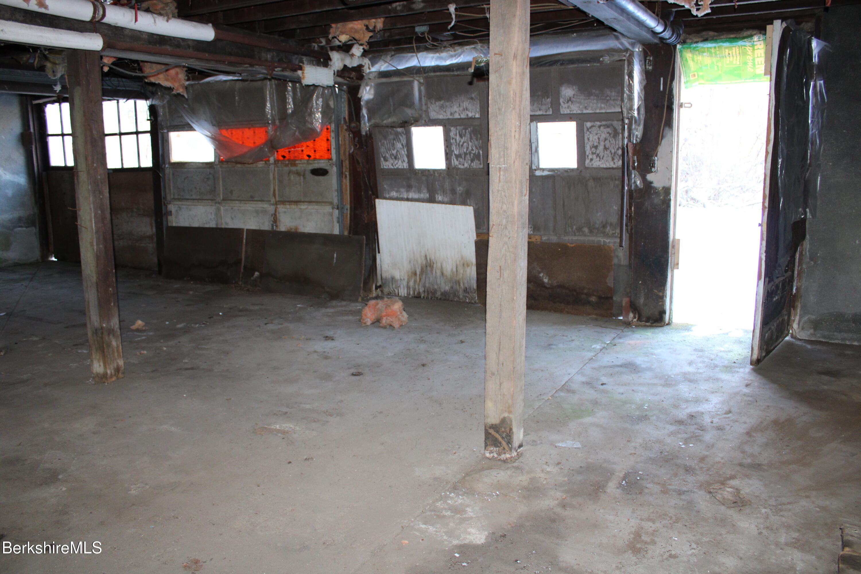 257 Cone Hill Road Richmond, MA 01254 - Photo 35 of 40 Garage
