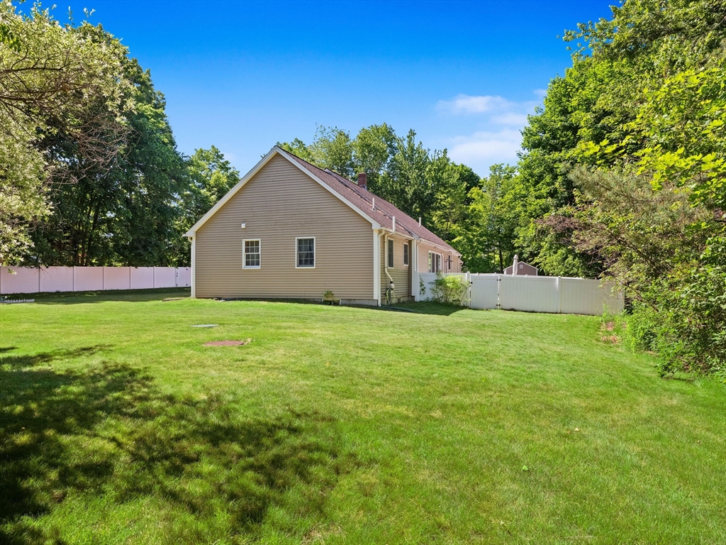 750 Northfield Road Lunenburg, MA 01462 - Photo 35 of 42